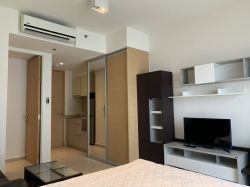 For rent! !! at The Loft Ekkamai 1 Bedroom 1 Bathroom 14, 000/month Fully furnished