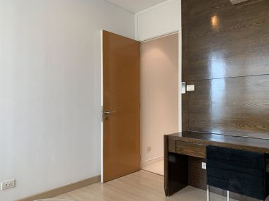 For rent at  Fullerton Sukhumvit  3 Bedroom 3 Bathroom 132 sqm. 75,000THB/month Fully furnished (can negotiate)