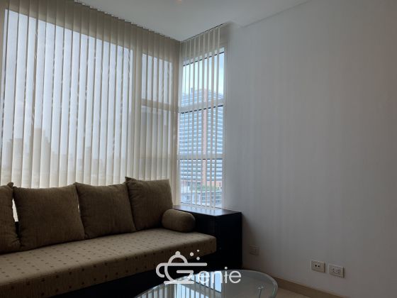 For rent at Fullerton Sukhumvit 3 Bedroom 3 Bathroom 132 sqm. 75,000THB/month Fully furnished (can negotiate)