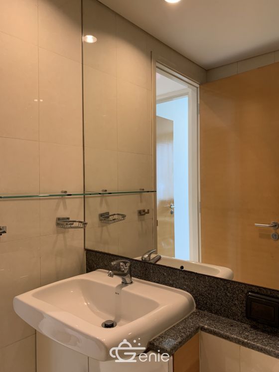 For rent at Fullerton Sukhumvit 3 Bedroom 3 Bathroom 132 sqm. 75,000THB/month Fully furnished (can negotiate)