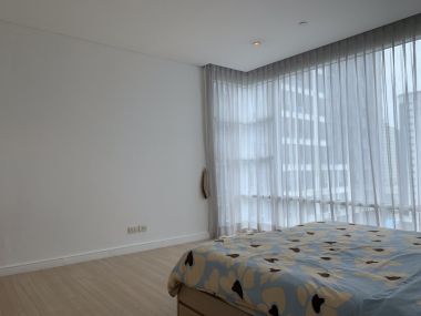 For rent at  Fullerton Sukhumvit  3 Bedroom 3 Bathroom 132 sqm. 75,000THB/month Fully furnished (can negotiate)