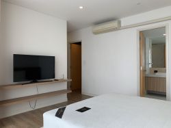 For rent at Fullerton Sukhumvit 3 Bedroom 3 Bathroom 135 sqm. 75,000THB/month Fully furnished (can negotiate)