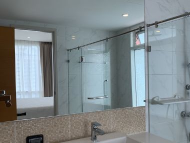 For rent at  Fullerton Sukhumvit  3 Bedroom 3 Bathroom 135 sqm. 75,000THB/month Fully furnished (can negotiate)