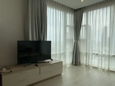 For rent at  Fullerton Sukhumvit  3 Bedroom 3 Bathroom 135 sqm. 75,000THB/month Fully furnished (can negotiate)