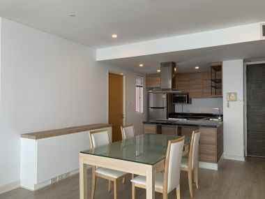 For rent at  Fullerton Sukhumvit  3 Bedroom 3 Bathroom 135 sqm. 75,000THB/month Fully furnished (can negotiate)