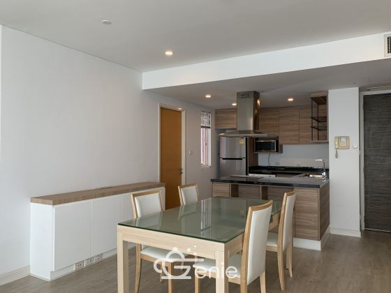 For rent at Fullerton Sukhumvit 3 Bedroom 3 Bathroom 135 sqm. 75,000THB/month Fully furnished (can negotiate)