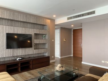 For rent at  Fullerton Sukhumvit  3 Bedroom 3 Bathroom 155 sqm. 80,000THB/month Fully furnished (can negotiate)