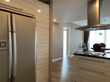 For rent at  Fullerton Sukhumvit  3 Bedroom 3 Bathroom 155 sqm. 80,000THB/month Fully furnished (can negotiate)