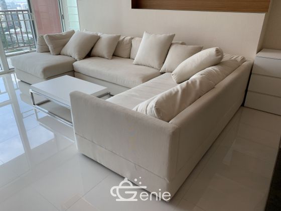 For rent at Fullerton Sukhumvit 2 Bedroom 2 Bathroom 100 sqm. 70,000THB/month Fully furnished (can negotiate)
