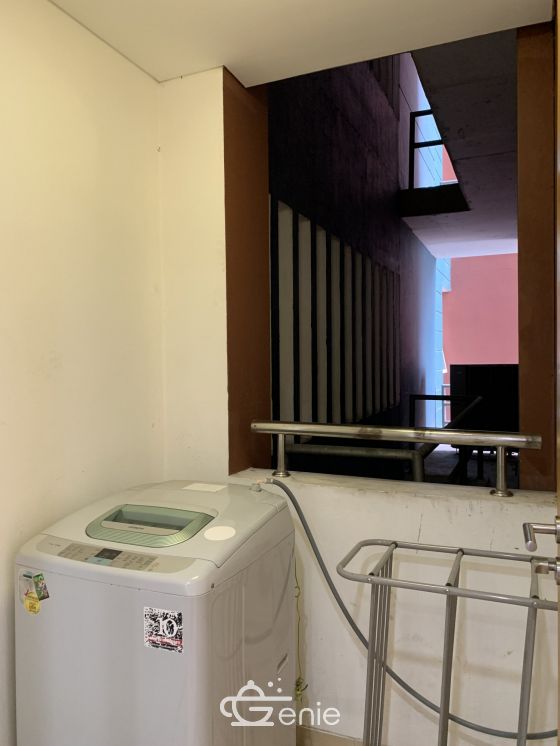 For rent at Fullerton Sukhumvit 2 Bedroom 2 Bathroom 100 sqm. 70,000THB/month Fully furnished (can negotiate)
