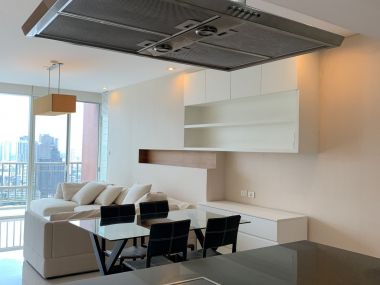 For rent at  Fullerton Sukhumvit  2 Bedroom 2 Bathroom 100 sqm. 70,000THB/month Fully furnished (can negotiate)