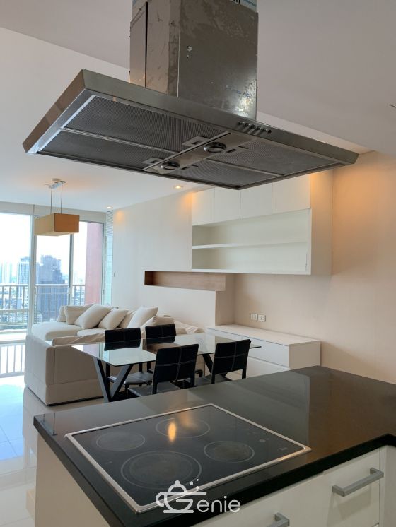 For rent at Fullerton Sukhumvit 2 Bedroom 2 Bathroom 100 sqm. 70,000THB/month Fully furnished (can negotiate)