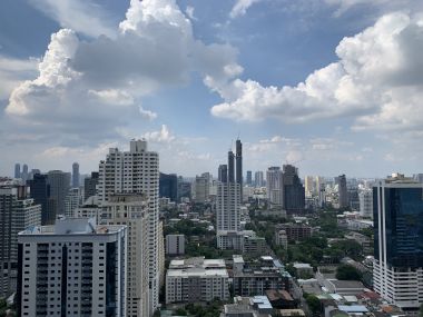 For rent at  Fullerton Sukhumvit  2 Bedroom 2 Bathroom 100 sqm. 70,000THB/month Fully furnished (can negotiate)