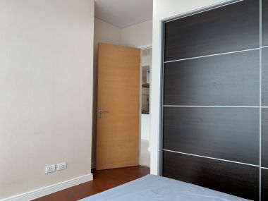 For rent at  Fullerton Sukhumvit  2 Bedroom 2 Bathroom 100 sqm. 70,000THB/month Fully furnished (can negotiate)