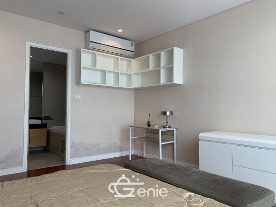 For rent at Fullerton Sukhumvit 2 Bedroom 2 Bathroom 100 sqm. 70,000THB/month Fully furnished (can negotiate)