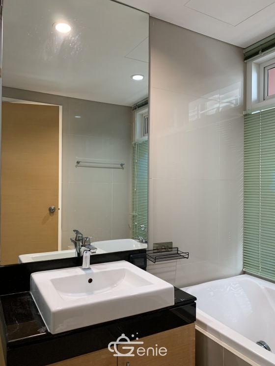 For rent at Fullerton Sukhumvit 2 Bedroom 2 Bathroom 100 sqm. 70,000THB/month Fully furnished (can negotiate)