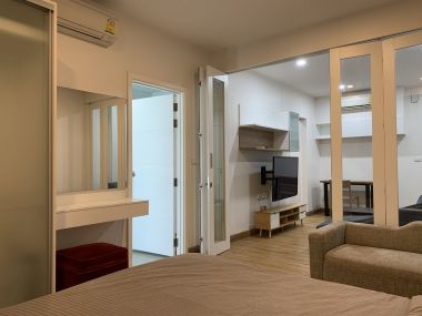 For rent and For Sale!!! at Blocs 77 1 Bedroom 1 Bathroom 40 sqm. 15,000/month Fully furnished (can negotiate )