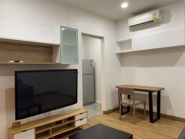 For rent and For Sale!!! at Blocs 77 1 Bedroom 1 Bathroom 40 sqm. 15,000/month Fully furnished (can negotiate )