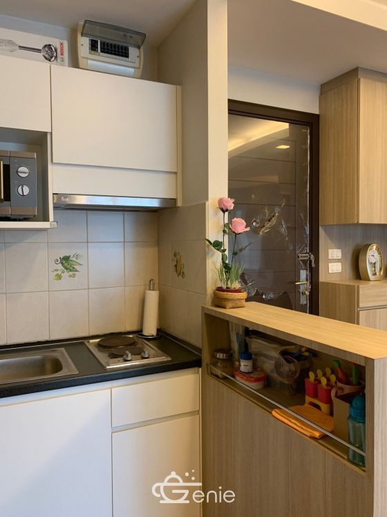 Condo for sale on Phetchaburi Road, Thru Thonglor, 56.68 sqm, 10 th floor corner room.