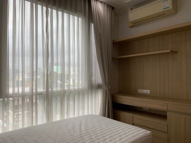 Condo for sale on Phetchaburi Road, Thru Thonglor, 56.68 sqm, 10 th floor corner room.