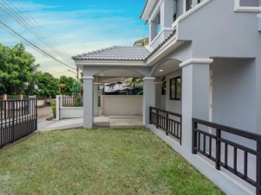 บ้านเดี่ยว ม.เศรณีลากูน วัดลาดปลาดุก ใกล้รถไฟฟ้าสายสีม่วง สถานีคลองบางไผ่ ทางด่วน กาญจนาภิเษก และ ห้างสรรพสินค้าเซ็นทรัลเวสต์เกต