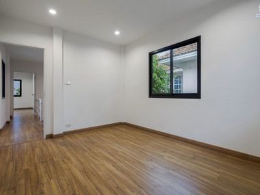 บ้านเดี่ยว ม.เศรณีลากูน วัดลาดปลาดุก ใกล้รถไฟฟ้าสายสีม่วง สถานีคลองบางไผ่ ทางด่วน กาญจนาภิเษก และ ห้างสรรพสินค้าเซ็นทรัลเวสต์เกต