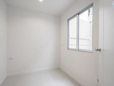 (**Sold out**) ทาวน์เฮ้าส์ ม.ลุมพินีทาวน์วิลล์ ราชพฤกษ์-นครอินทร์ เดินทางสะดวก เข้า-ออกได้หลายเส้นทาง ทั้ง ถ.นครอินทร์, ถ.ราชพฤกษ์ ใกล้ทางด่วน ศรีรัช