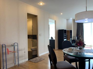 For Rent!!! at Urbana Sathorn 1 Bedroom 1 Bathroom 35, 000THB/Month Fully furnished