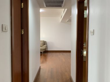 ปล่อยเช่า! All Season Mansion (ออล ซีซั่น แมนชั่น) เพียง 50, 000บาท/เดือน 3 ห้องนอน 2 ห้องน้ำ 136 ตรม. ใกล้ BTS เพลินจิต เฟอร์นิเจอร์ครบพร้อมเข้าอยู่