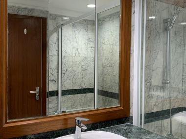 ปล่อยเช่า! All Season Mansion (ออล ซีซั่น แมนชั่น) เพียง 50, 000บาท/เดือน 3 ห้องนอน 2 ห้องน้ำ 136 ตรม. ใกล้ BTS เพลินจิต เฟอร์นิเจอร์ครบพร้อมเข้าอยู่