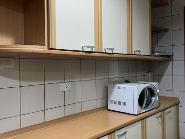 ปล่อยเช่า! All Season Mansion (ออล ซีซั่น แมนชั่น) เพียง 50, 000บาท/เดือน 3 ห้องนอน 2 ห้องน้ำ 136 ตรม. ใกล้ BTS เพลินจิต เฟอร์นิเจอร์ครบพร้อมเข้าอยู่