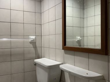 ปล่อยเช่า! All Season Mansion (ออล ซีซั่น แมนชั่น) เพียง 50, 000บาท/เดือน 3 ห้องนอน 2 ห้องน้ำ 136 ตรม. ใกล้ BTS เพลินจิต เฟอร์นิเจอร์ครบพร้อมเข้าอยู่