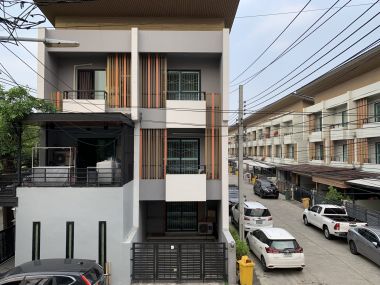 For sale at the symphony Nawamin163