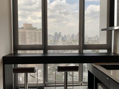 **ลดพิเศษ** ปล่อยเช่า! Rhythm Sukhumvit 44/1 ในราคาเพียง 16, 000บาท/เดือน (ต่อรองราคาได้) 1 ห้องนอน 1 ห้องน้ำ 35ตรม. ชั้นสูง ใกล้ BTS พระโขนง เฟอร์นิเจอร์ครบพร้อมเข้าอยู่