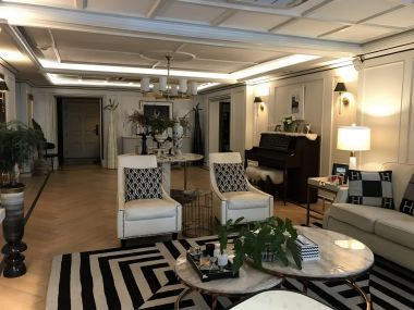 ขายคอนโดหรูใจกลางกรุงห้องกว้างมากราคาสุดคุ้ม!!!!!! ที่ Mahogany Tower Sukhumvit 24  ขาย 37,000,000 บาท (ค่าโอนคนละครึ่ง) 3 ห้องนอน 3 ห้องน้ำ 310 ตรม ใกล้ BTS พร้อมพงษ์ เฟอร์นิเจอร์ครบพร้อมเข้าอยู่ (ราคาต่อรองได้) (PROP000201)