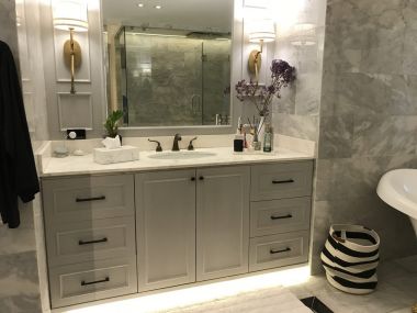 ขายคอนโดหรูใจกลางกรุงห้องกว้างมากราคาสุดคุ้ม!!!!!! ที่ Mahogany Tower Sukhumvit 24  ขาย 37,000,000 บาท (ค่าโอนคนละครึ่ง) 3 ห้องนอน 3 ห้องน้ำ 310 ตรม ใกล้ BTS พร้อมพงษ์ เฟอร์นิเจอร์ครบพร้อมเข้าอยู่ (ราคาต่อรองได้) (PROP000201)