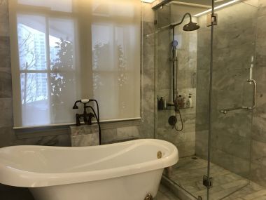 ขายคอนโดหรูใจกลางกรุงห้องกว้างมากราคาสุดคุ้ม!!!!!! ที่ Mahogany Tower Sukhumvit 24  ขาย 37,000,000 บาท (ค่าโอนคนละครึ่ง) 3 ห้องนอน 3 ห้องน้ำ 310 ตรม ใกล้ BTS พร้อมพงษ์ เฟอร์นิเจอร์ครบพร้อมเข้าอยู่ (ราคาต่อรองได้) (PROP000201)