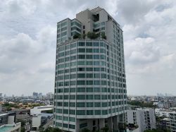 For rent!!! at Rhythm Sukhumvit 44/1 2 Bedroom 1 Bathroom 32, 000/month Fully furnished (can negotiate )