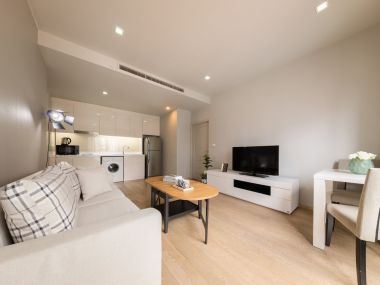 [เจ้าของ ให้เช่าเอง] คอนโด โนเบิล รีไฟน์ รีโนเวทใหม่ ห้องหัวมุม เฟอร์นิเจอร์ครบ ห่างจากสถานีรถไฟฟ้า 150 เมตร