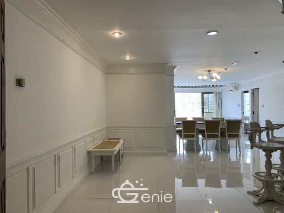 Condo for rent and for sale at Crystal Garden Sukhumvit Soi 4 size 220 sqm. 4 Bedroom 4 Bathroom rent 65,000THB/month sell 25M Fully furnished (can negotiate)