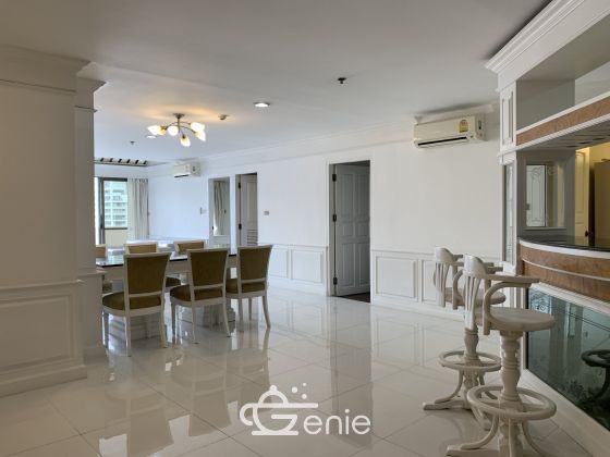 Condo for rent and for sale at Crystal Garden Sukhumvit Soi 4 size 220 sqm. 4 Bedroom 4 Bathroom rent 65,000THB/month sell 25M Fully furnished (can negotiate)