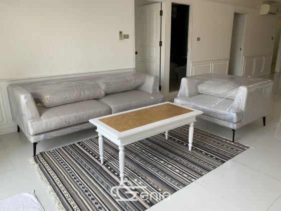 Condo for rent and for sale at Crystal Garden Sukhumvit Soi 4 size 220 sqm. 4 Bedroom 4 Bathroom rent 65,000THB/month sell 25M Fully furnished (can negotiate)