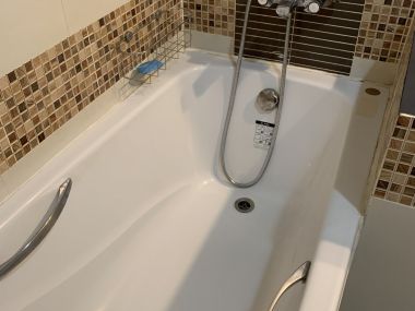 Condo for rent and for sale at Crystal Garden Sukhumvit Soi 4 size 220 sqm. 4 Bedroom 4 Bathroom rent 65,000THB/month sell 25M Fully furnished (can negotiate)