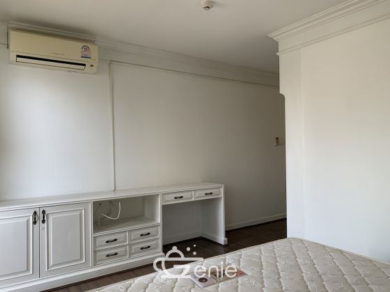 Condo for rent and for sale at Crystal Garden Sukhumvit Soi 4 size 220 sqm. 4 Bedroom 4 Bathroom rent 65,000THB/month sell 25M Fully furnished (can negotiate)