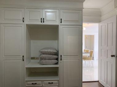 Condo for rent and for sale at Crystal Garden Sukhumvit Soi 4 size 220 sqm. 4 Bedroom 4 Bathroom rent 65,000THB/month sell 25M Fully furnished (can negotiate)