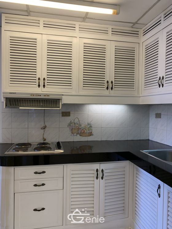 Condo for rent and for sale at Crystal Garden Sukhumvit Soi 4 size 220 sqm. 4 Bedroom 4 Bathroom rent 65,000THB/month sell 25M Fully furnished (can negotiate)