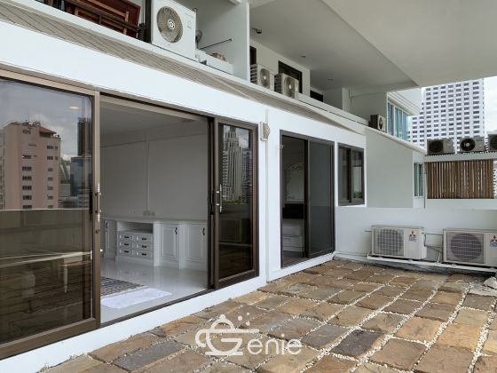 Condo for rent and for sale at Crystal Garden Sukhumvit Soi 4 size 220 sqm. 4 Bedroom 4 Bathroom rent 65,000THB/month sell 25M Fully furnished (can negotiate)