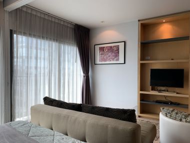 For rent at Noble Remix Floor 10th 1 Bedroom 1 Bathroom 45 sqm. 30,000 THB/Month Fully furnished