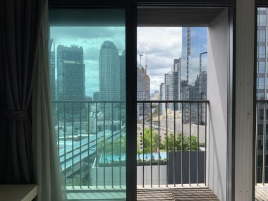 For rent at Noble Remix Floor 10th 1 Bedroom 1 Bathroom 45 sqm. 30,000 THB/Month Fully furnished