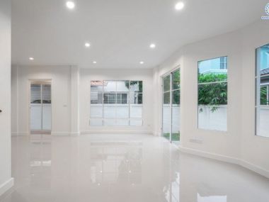 (**Sold out**) บ้านเดี่ยว ม.ชลลดา วัดลาดปลาดุก ใกล้รถไฟฟ้าสายสีม่วง สถานีคลองบางไผ่